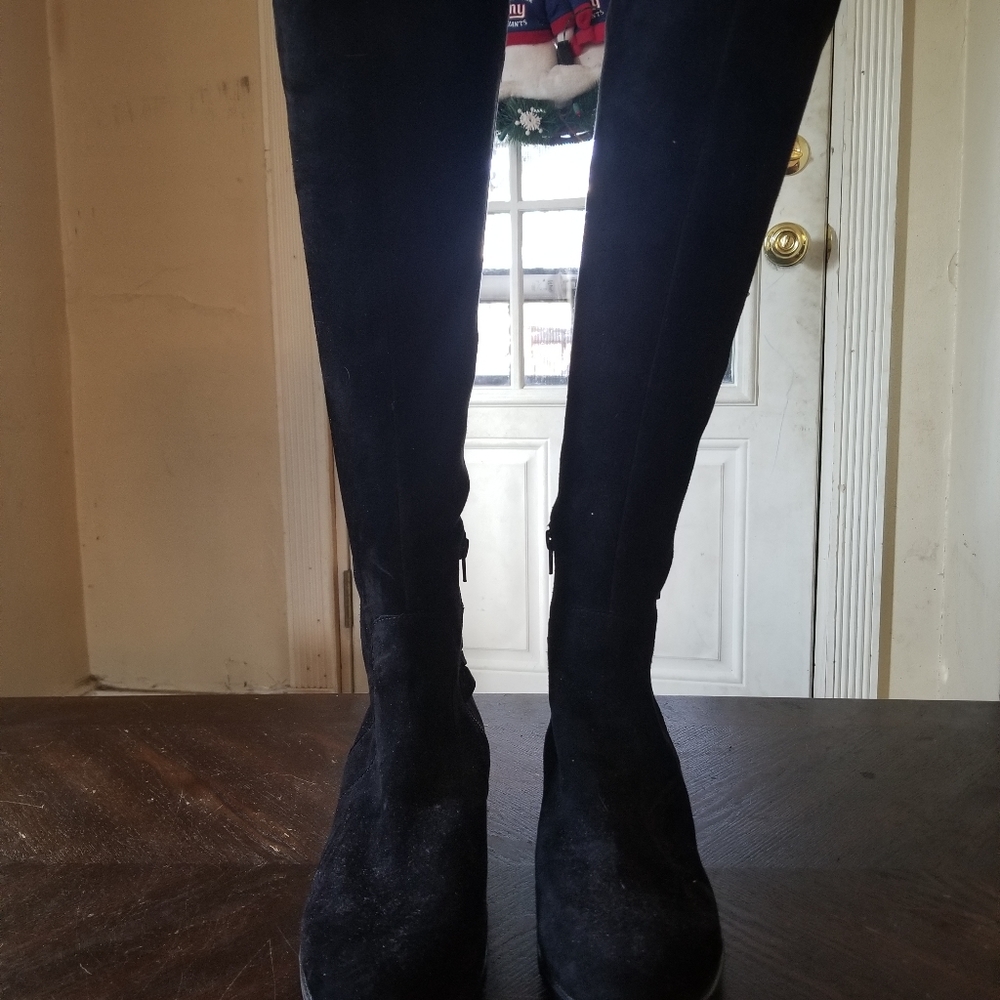 Vince Camuto size 10 wide tall boots